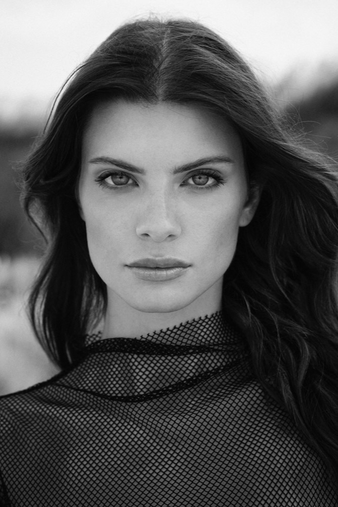 Ema B. - Photo 9